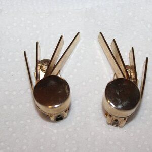 Vintage 1960s MCM Gold Toned Ear Rings Comet Shape with Snap Backs